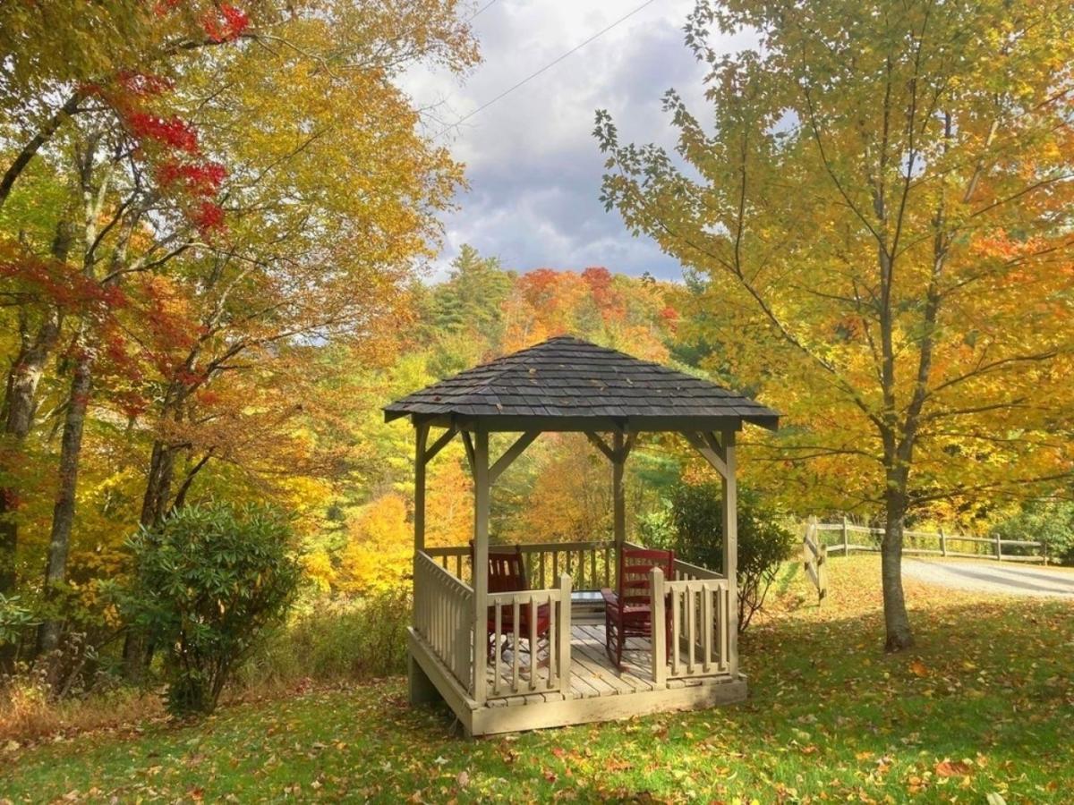 Log Cabin On Peaceful River بيوينغ روك المظهر الخارجي الصورة