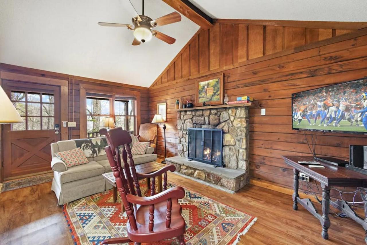 Log Cabin On Peaceful River بيوينغ روك المظهر الخارجي الصورة