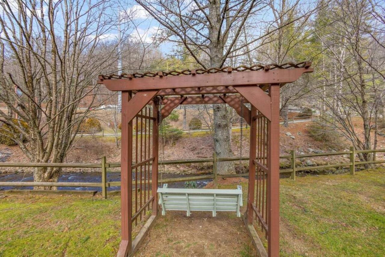 Log Cabin On Peaceful River بيوينغ روك المظهر الخارجي الصورة